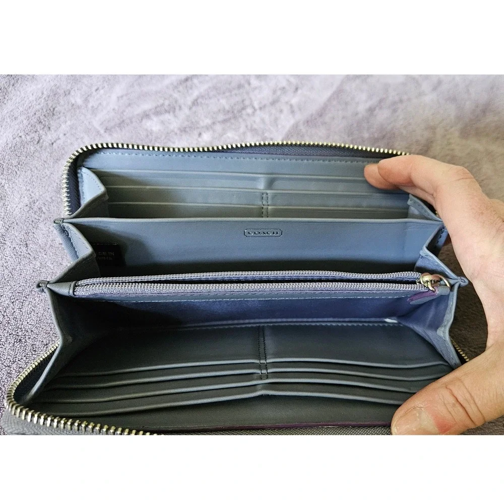 Coach Blue/Grey Signature Zip Around Wallet Designer Purse Clutch Organizer‎